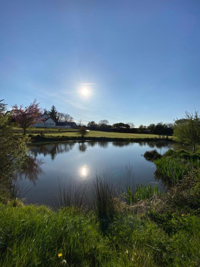 Little Lake Couk Hotel Armoy Exterior foto